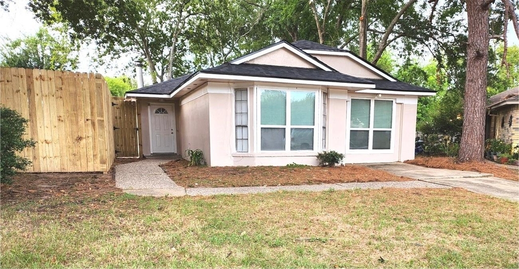 6705 Dinner Creek Court - Photo 0