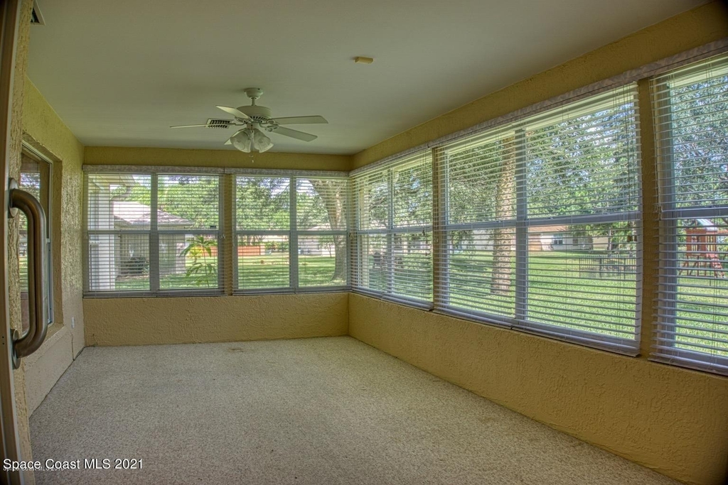 805 Crossbow Drive - Photo 8