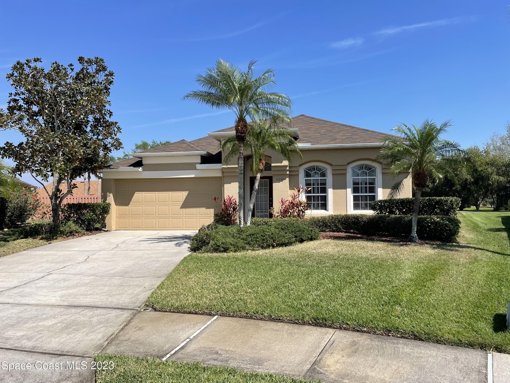 1600 Tailfeather Court - Photo 0
