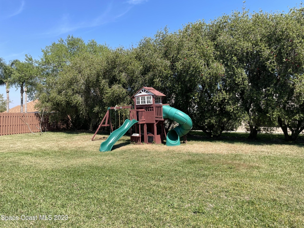 1600 Tailfeather Court - Photo 23