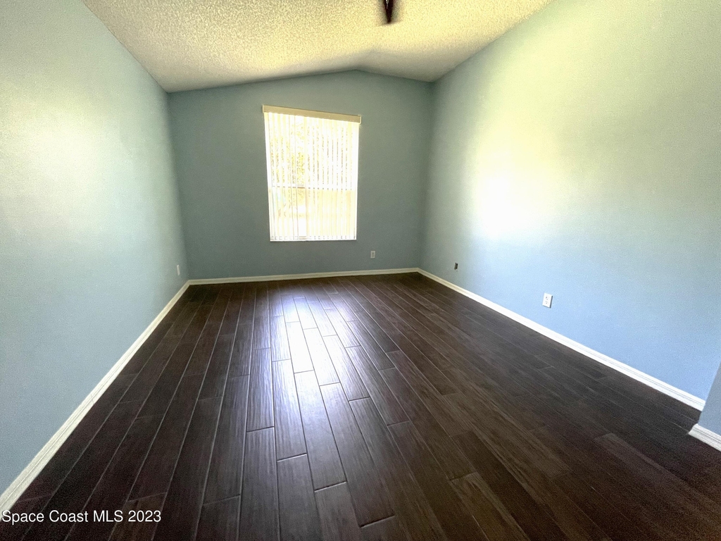 1600 Tailfeather Court - Photo 12