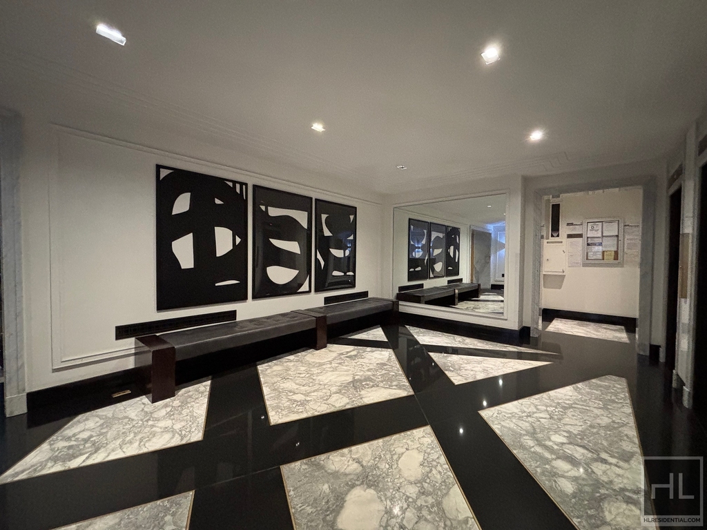 5 Avenue - Photo 17