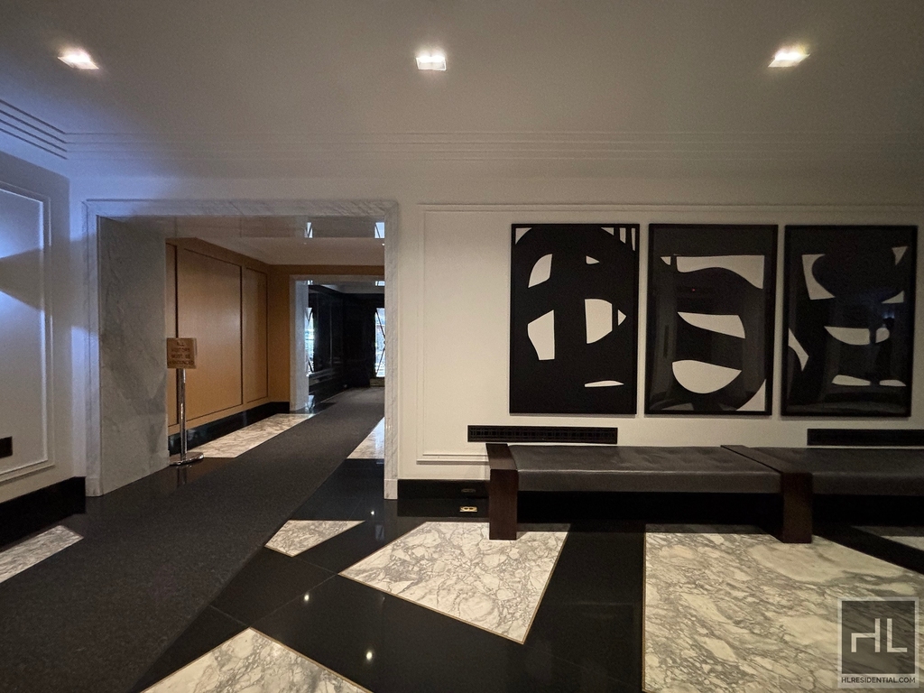 5 Avenue - Photo 18