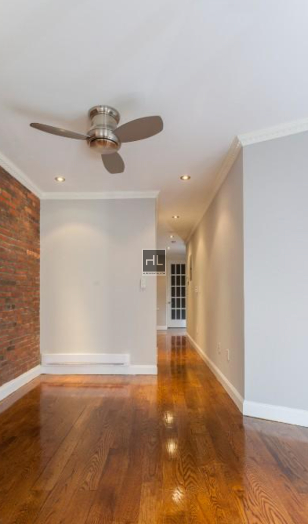 W 103rd St. - Photo 2