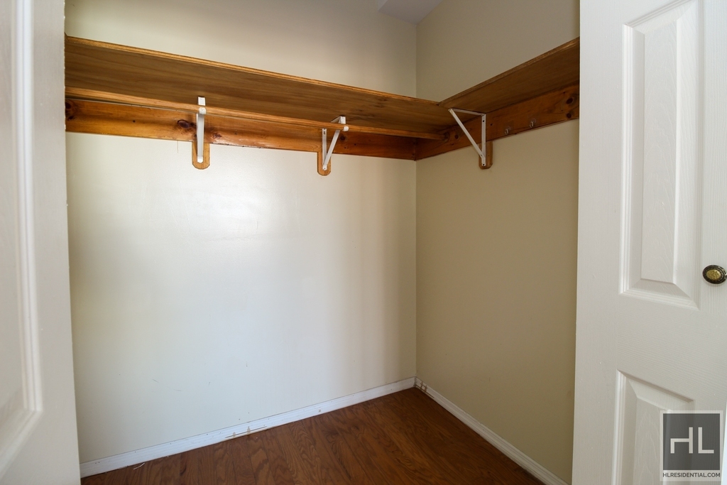 Dekalb Avenue - Photo 8