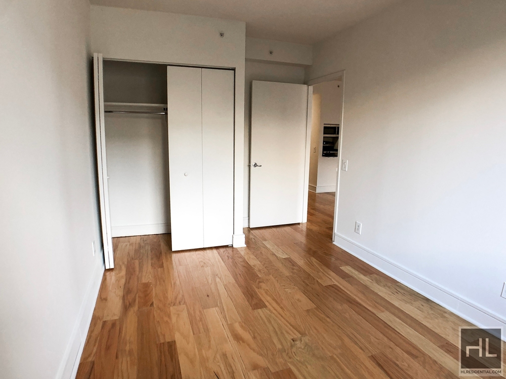 West 96th Street - Photo 3