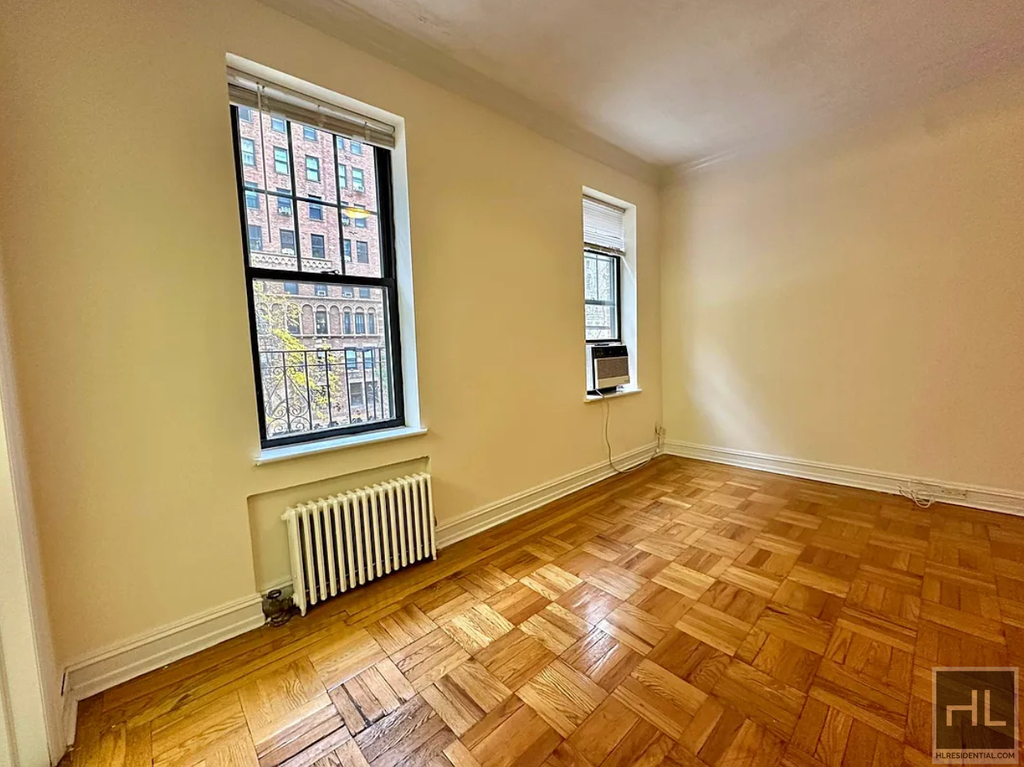 West 79 Street - Photo 1