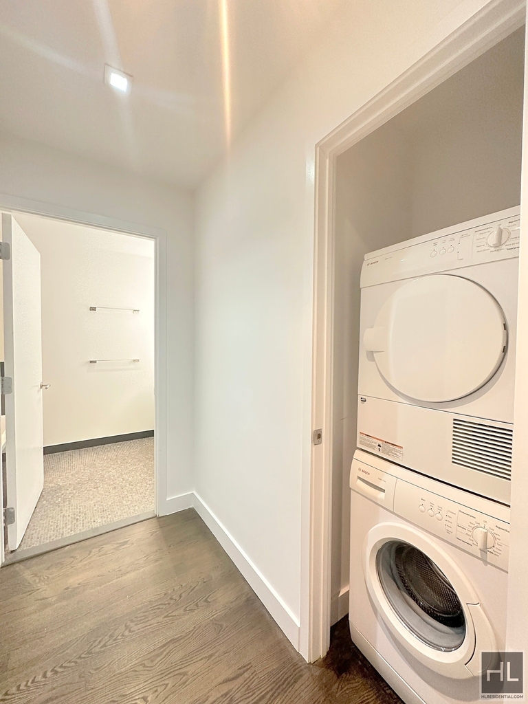 666 West End Avenue - Photo 4