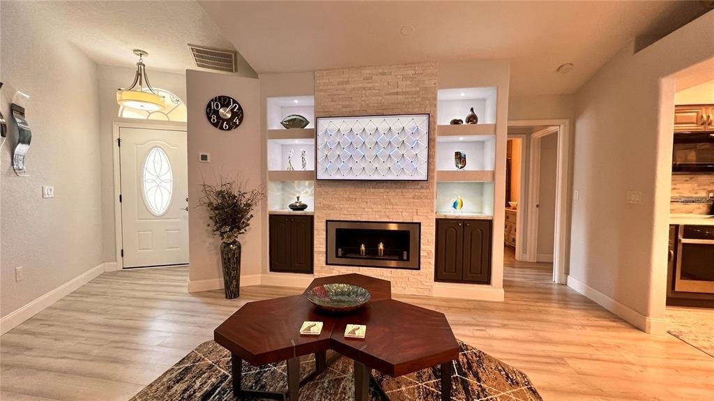 5556 Legend Hills Lane - Photo 8