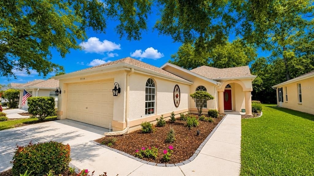 5556 Legend Hills Lane - Photo 2