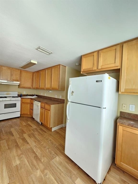117 N Evergreen Avenue - Photo 6