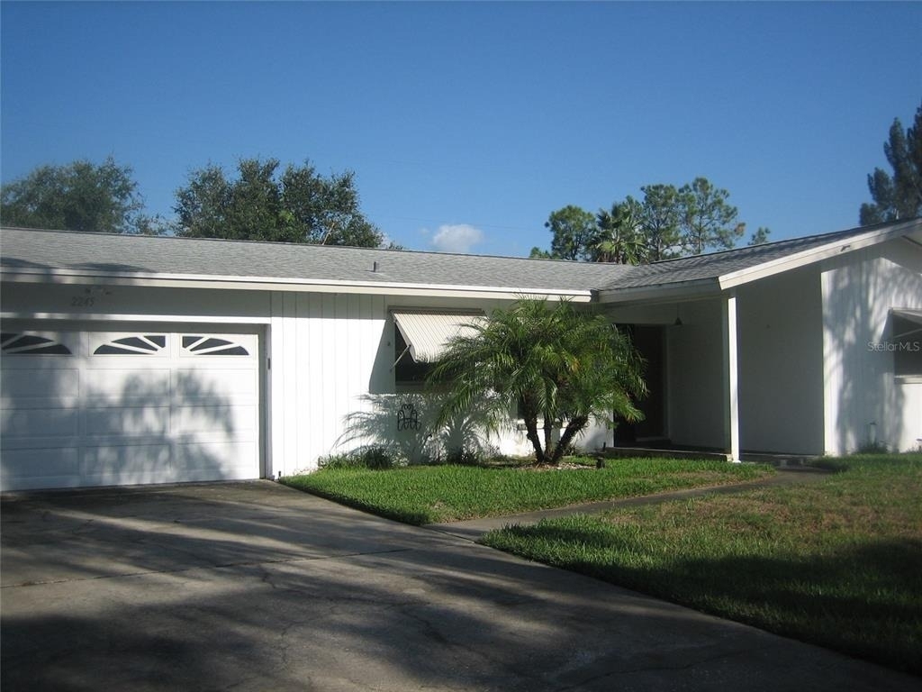 2245 Cedar Drive - Photo 2