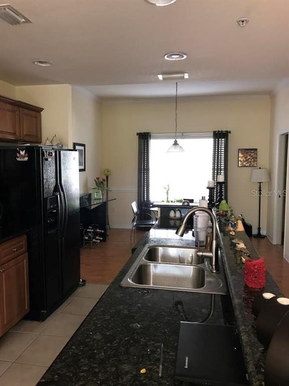 105 S Sherrill Street - Photo 7