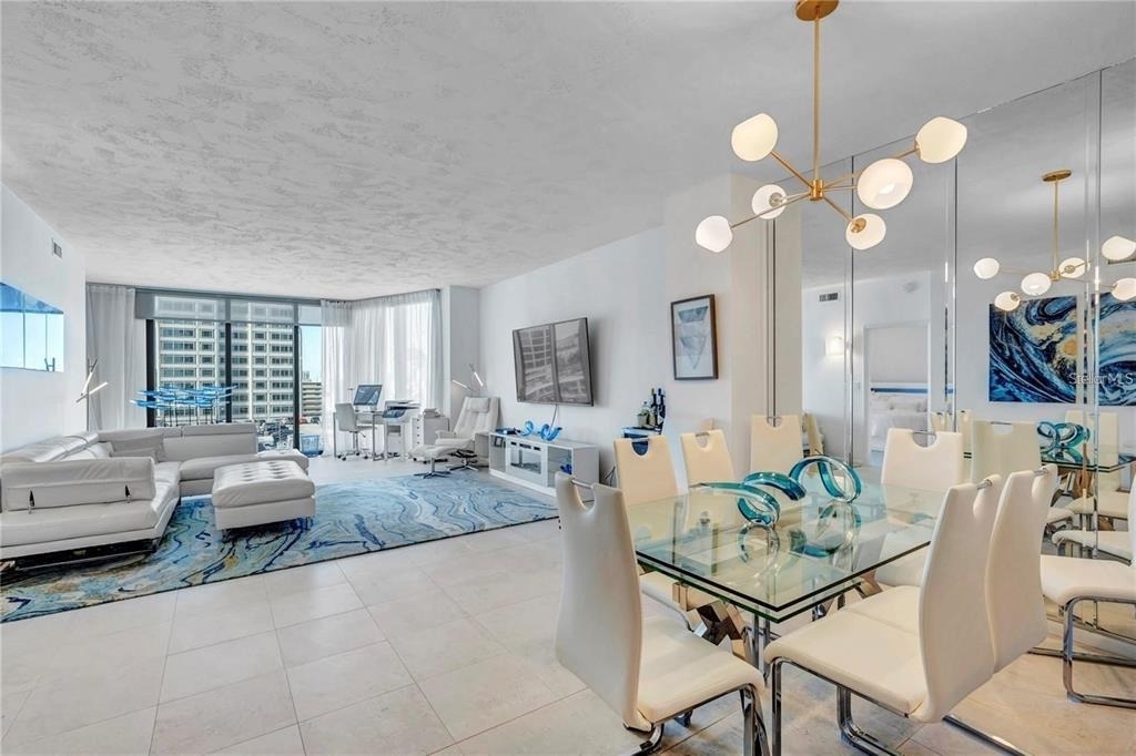 1 Beach Drive Se - Photo 1