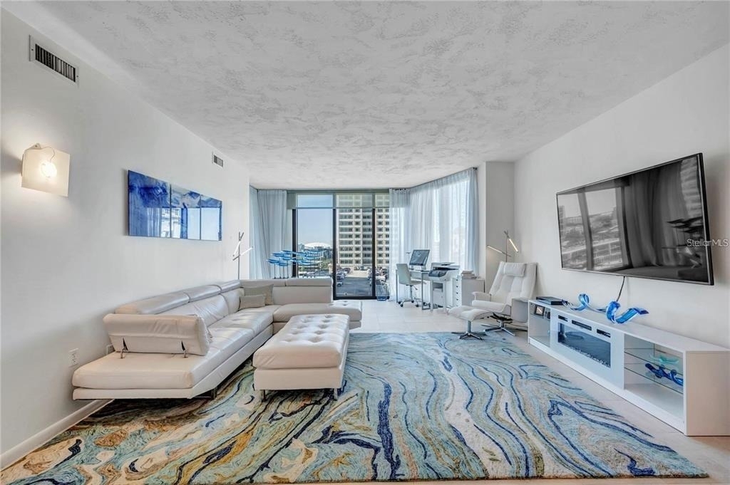 1 Beach Drive Se - Photo 4