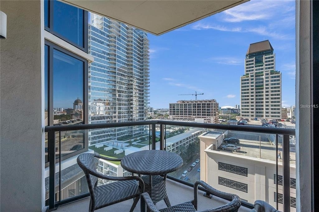 1 Beach Drive Se - Photo 14