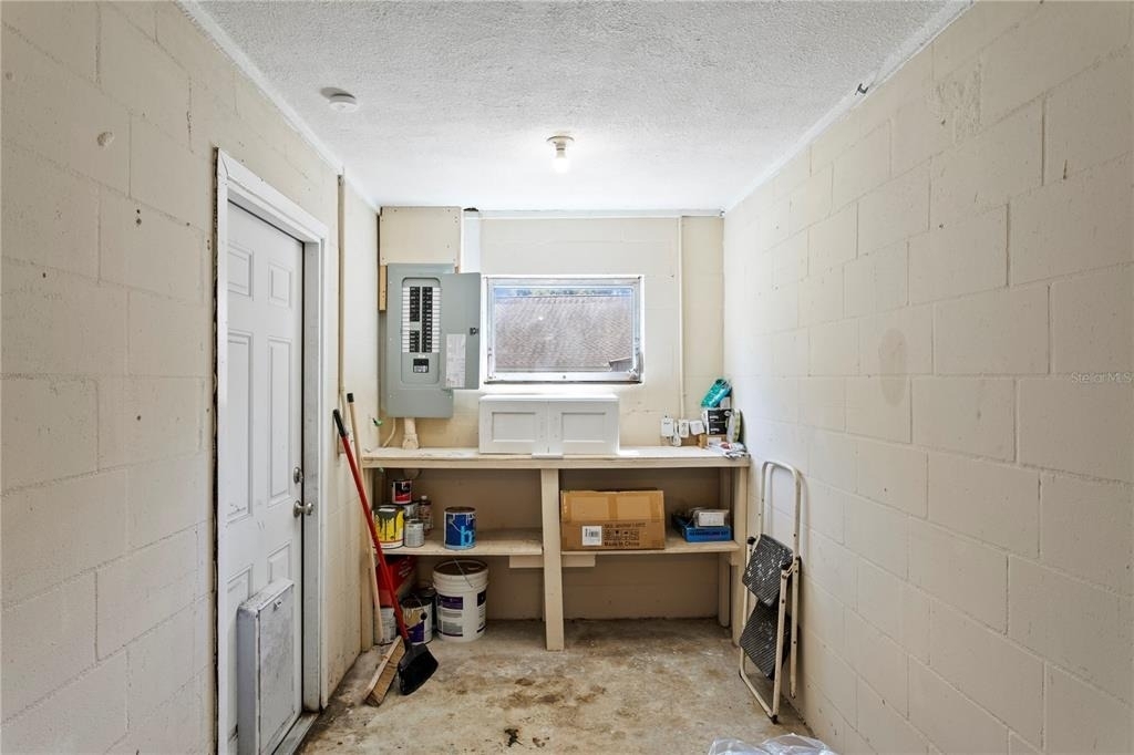 6928 Greenhill Place - Photo 35