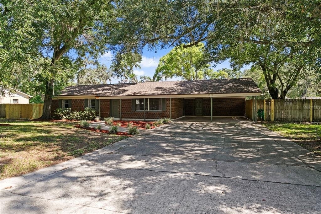 6928 Greenhill Place - Photo 2