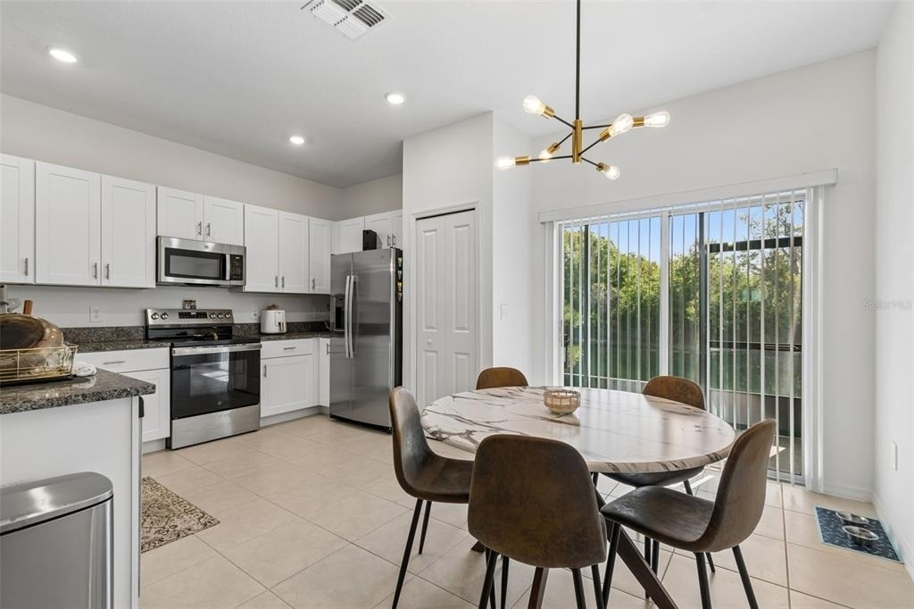 6076 Shiner Street - Photo 11