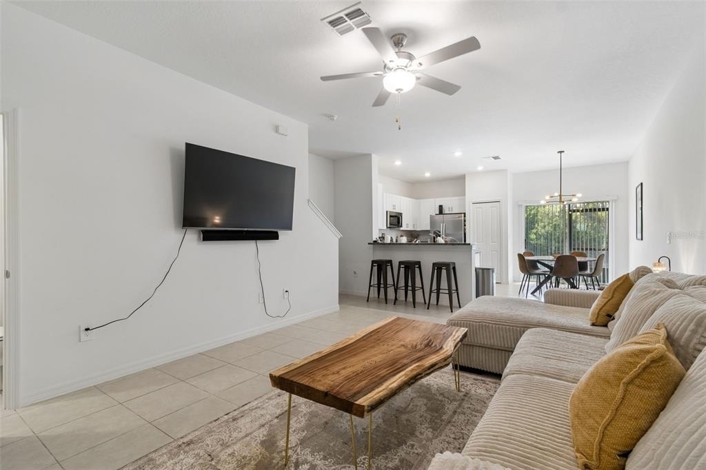 6076 Shiner Street - Photo 6