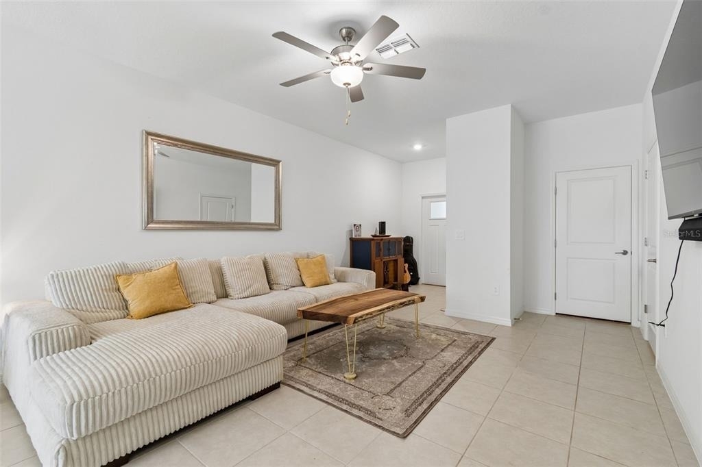 6076 Shiner Street - Photo 10