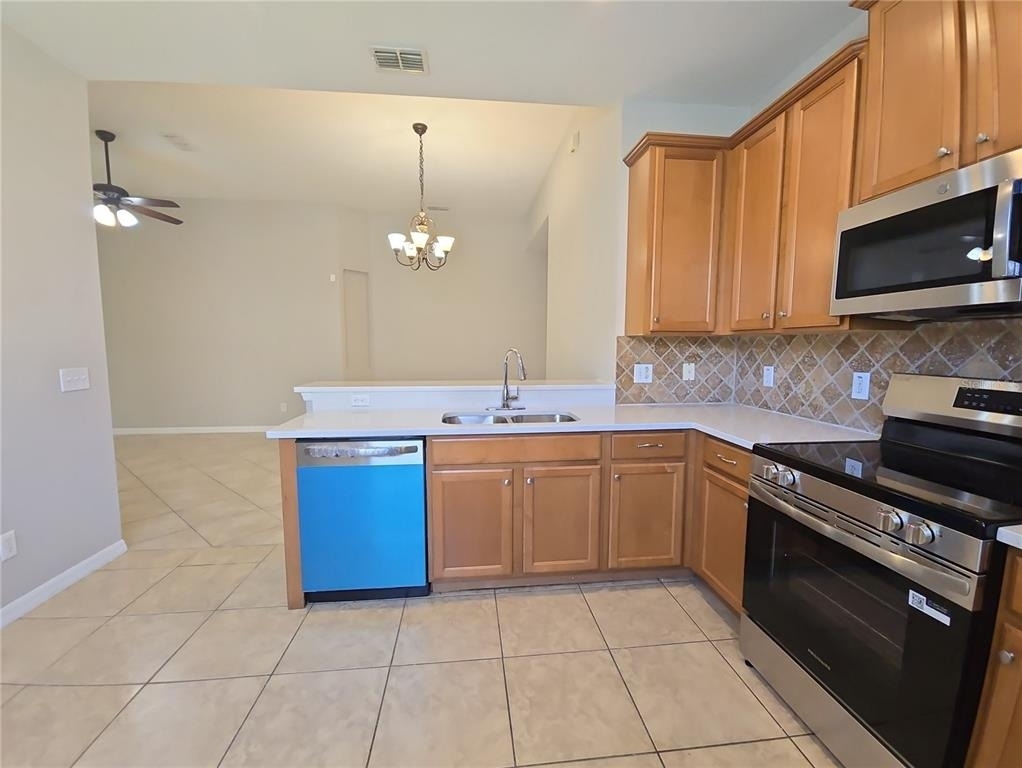 5201 Sunset Canyon Drive - Photo 7