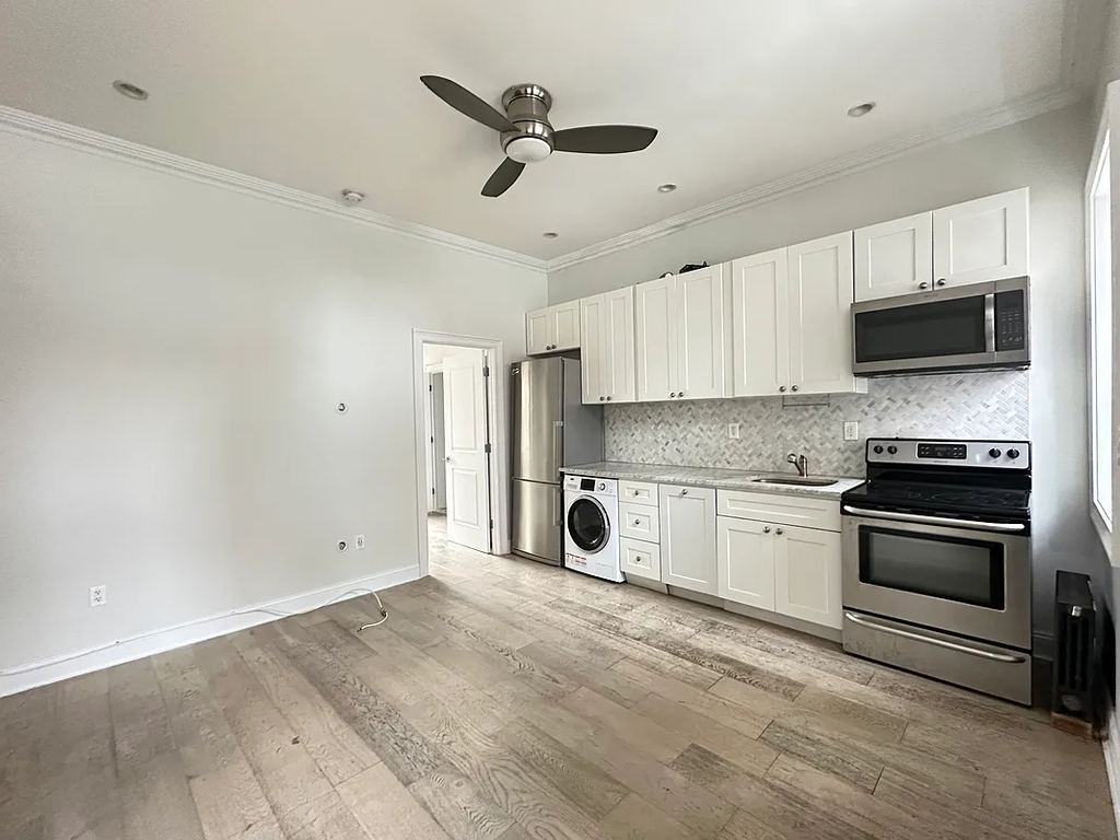 211 Johnson Avenue - Photo 1