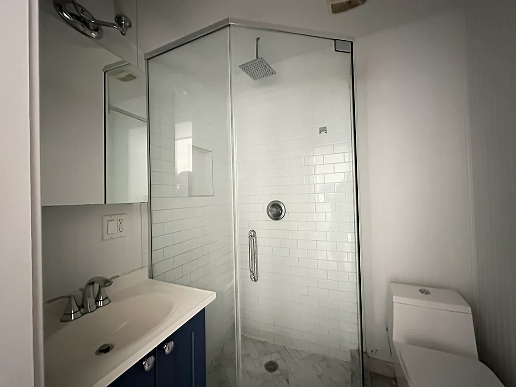211 Johnson Avenue - Photo 5