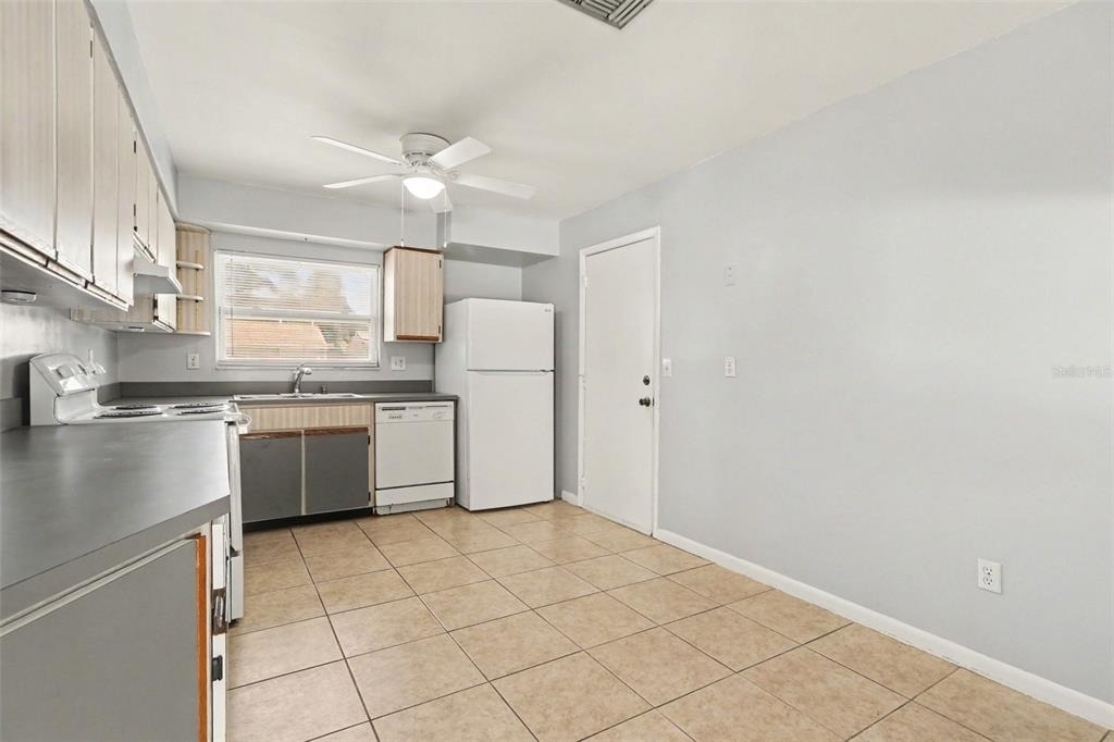 10157 Bluff Court - Photo 10