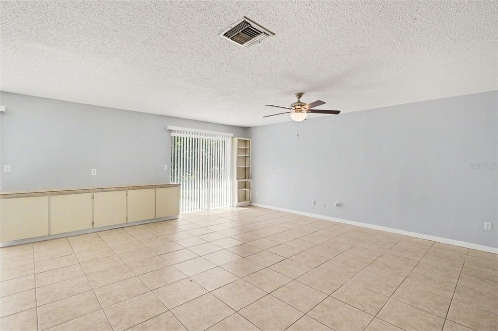 10157 Bluff Court - Photo 6