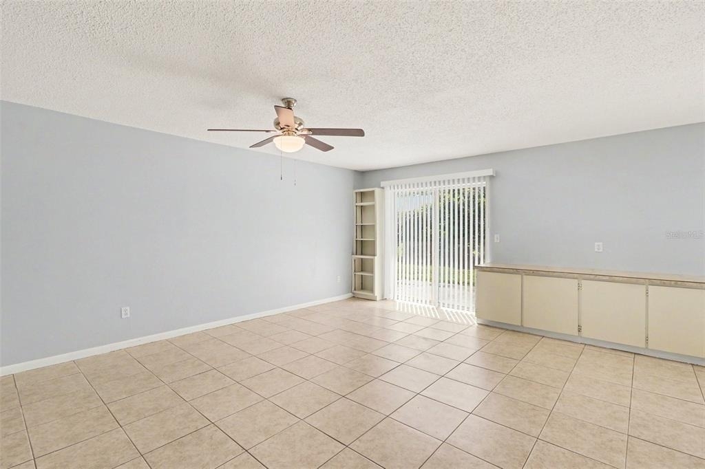 10157 Bluff Court - Photo 8