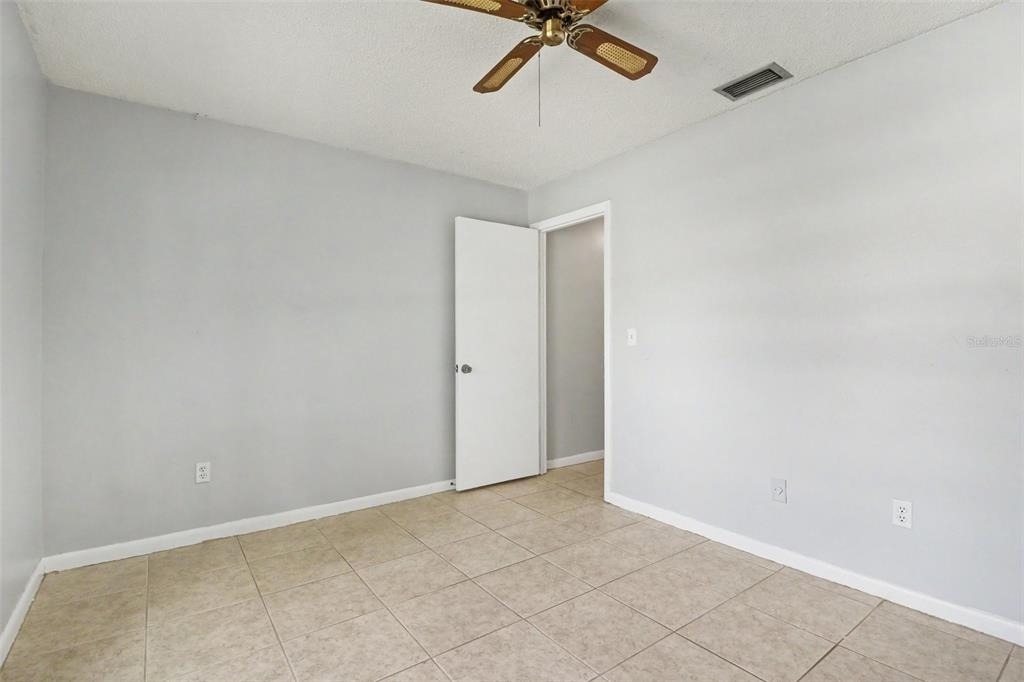 10157 Bluff Court - Photo 18