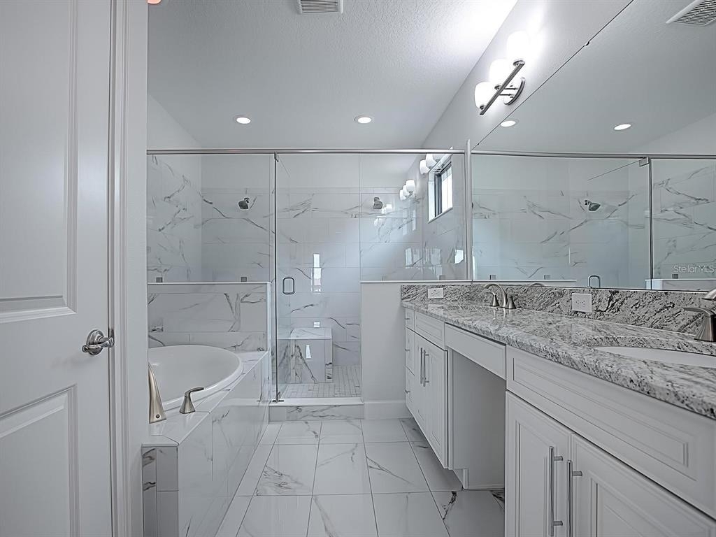 7661 Toscana Boulevard - Photo 17