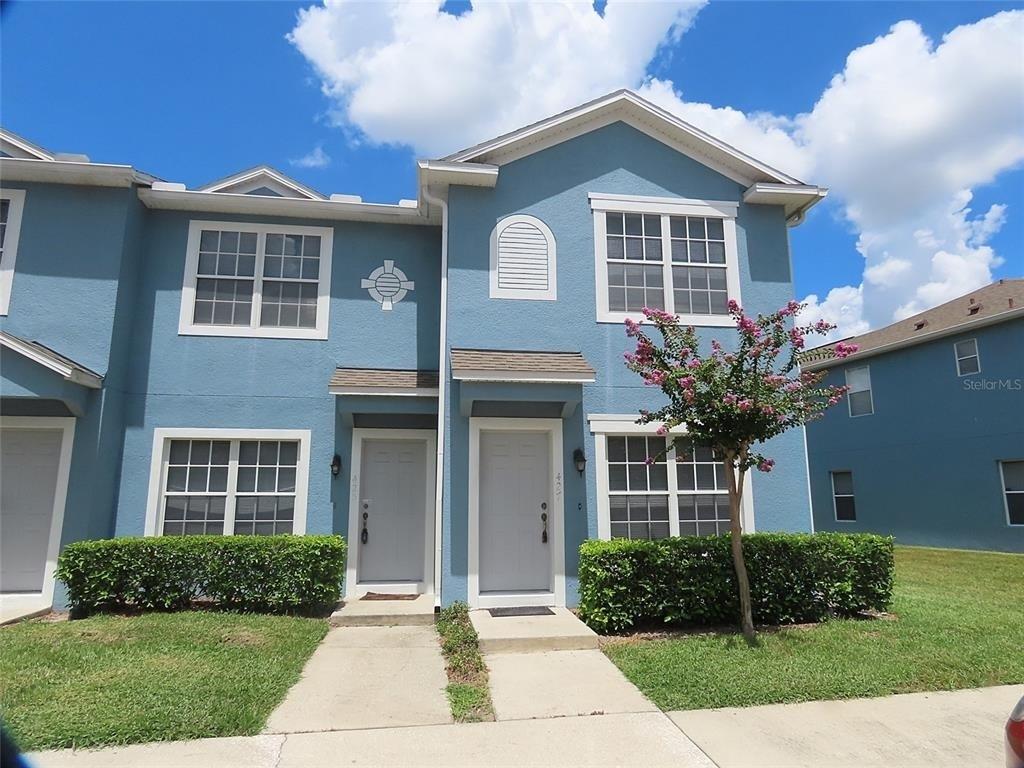 427 Wilton Circle - Photo 12