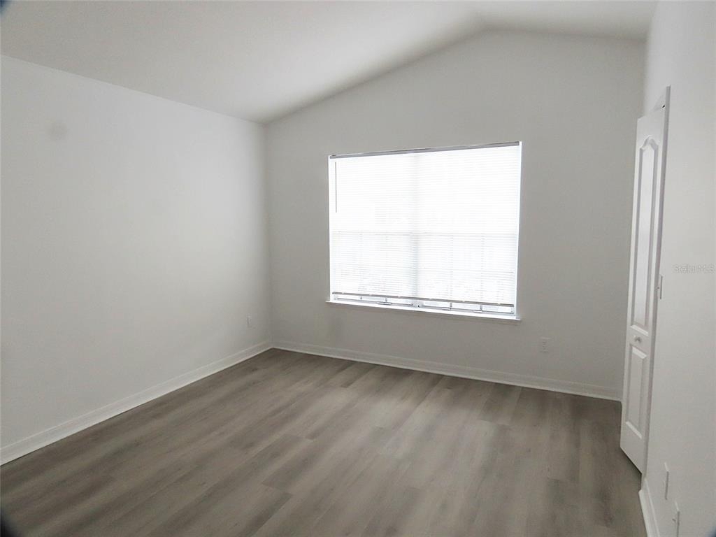 427 Wilton Circle - Photo 7