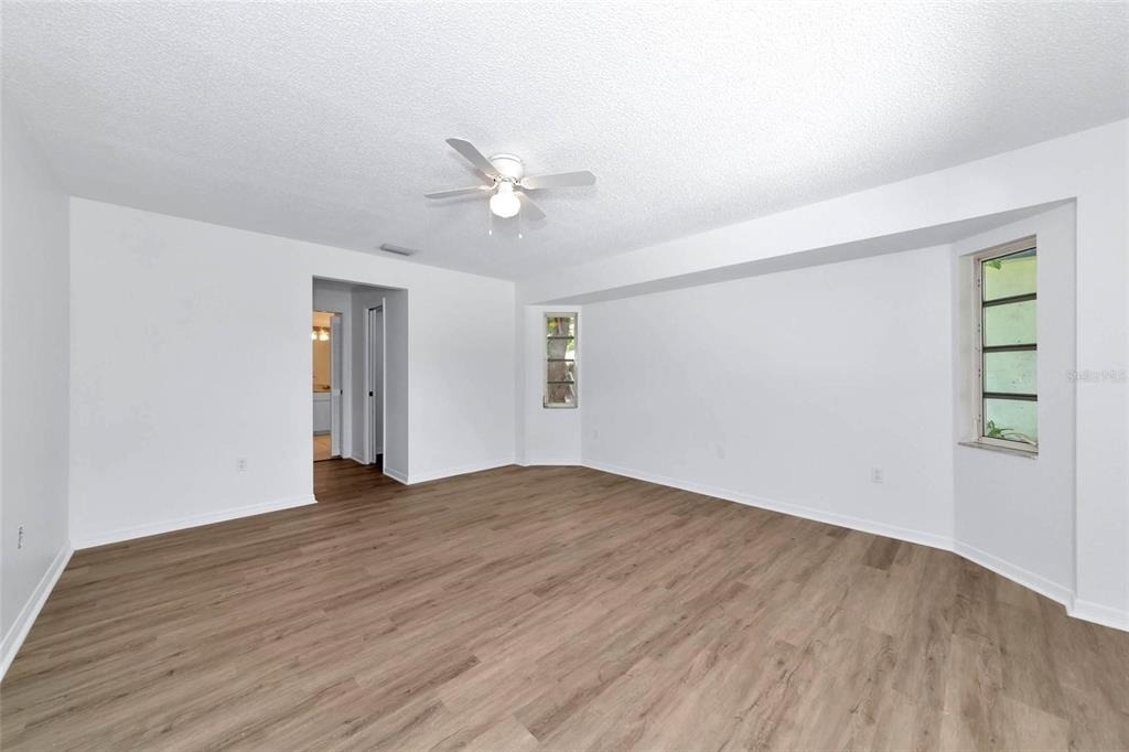 4819 Wecoma Avenue - Photo 9
