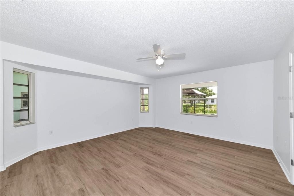 4819 Wecoma Avenue - Photo 10