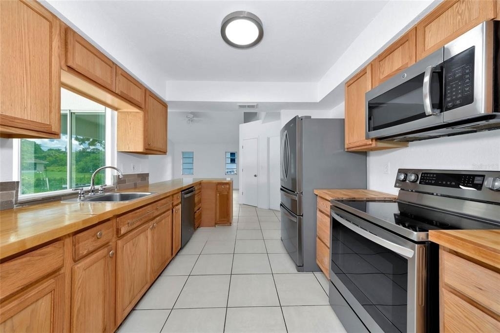 4819 Wecoma Avenue - Photo 5