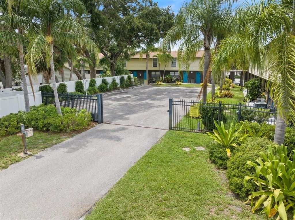 960 Highland Street - Photo 18