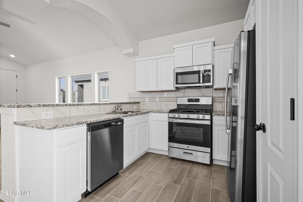 14328 Chris Zingo Lane - Photo 8