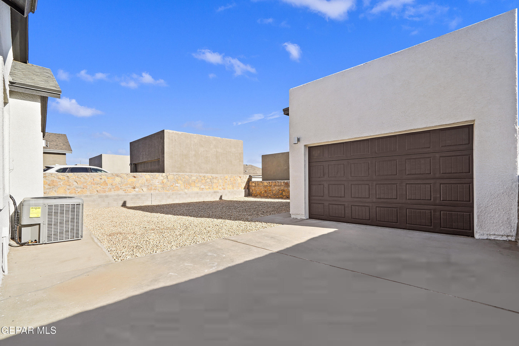 14328 Chris Zingo Lane - Photo 29