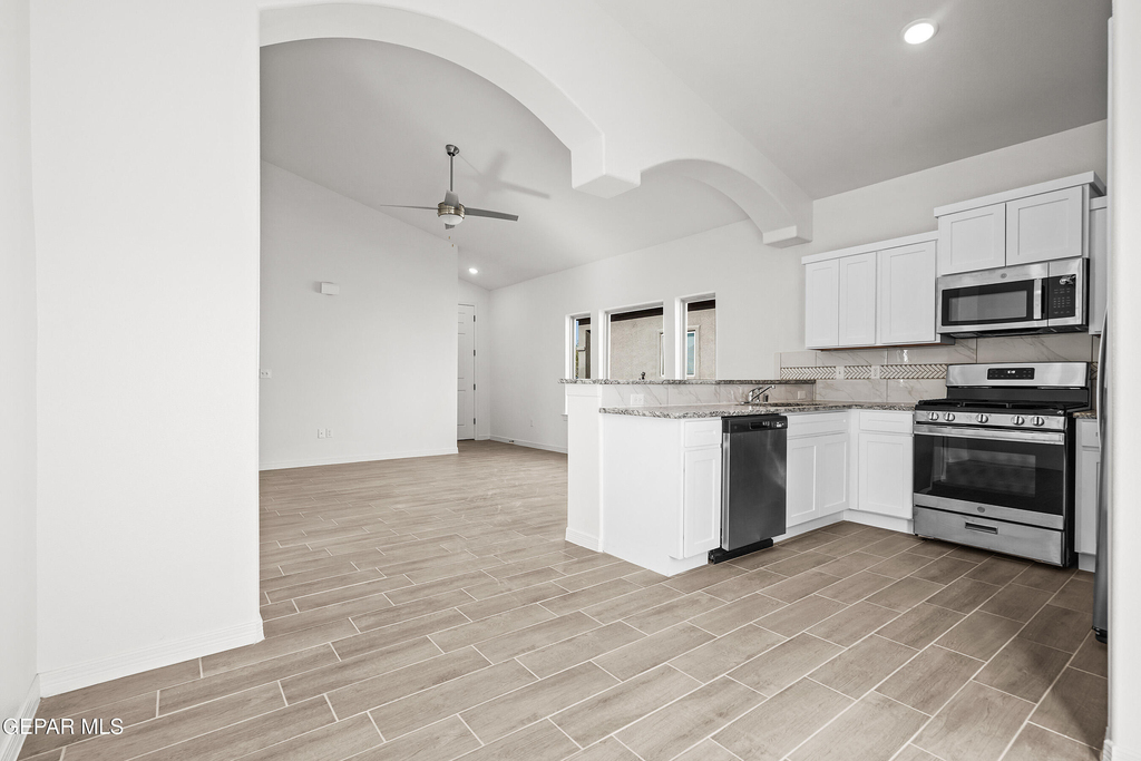 14328 Chris Zingo Lane - Photo 12