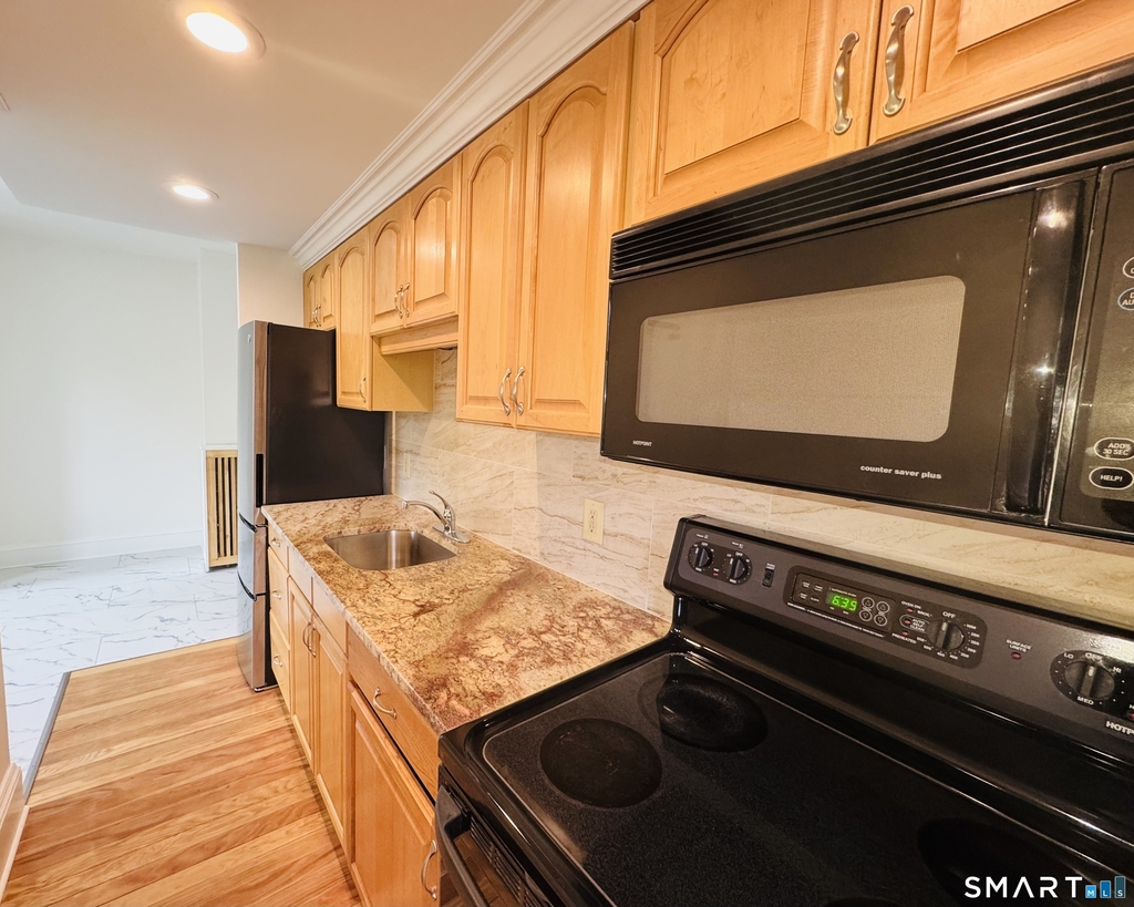 52 Howard Avenue - Photo 17