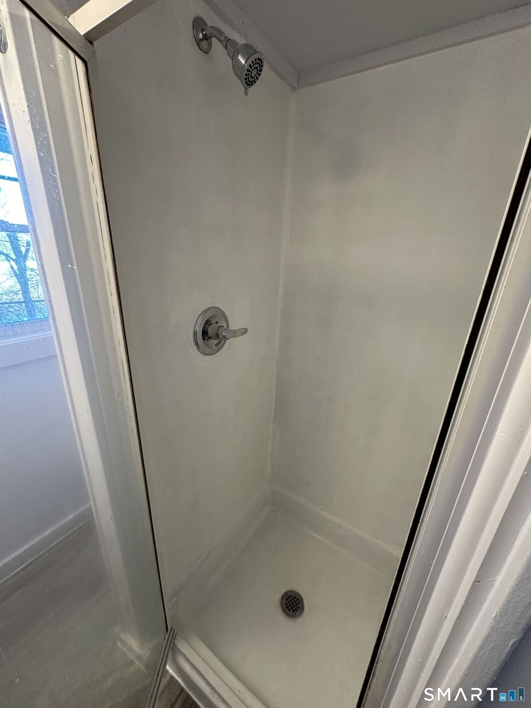 210 Derby Avenue - Photo 15