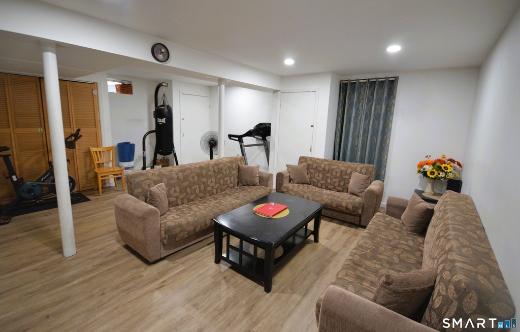 430 Berkeley Road - Photo 20