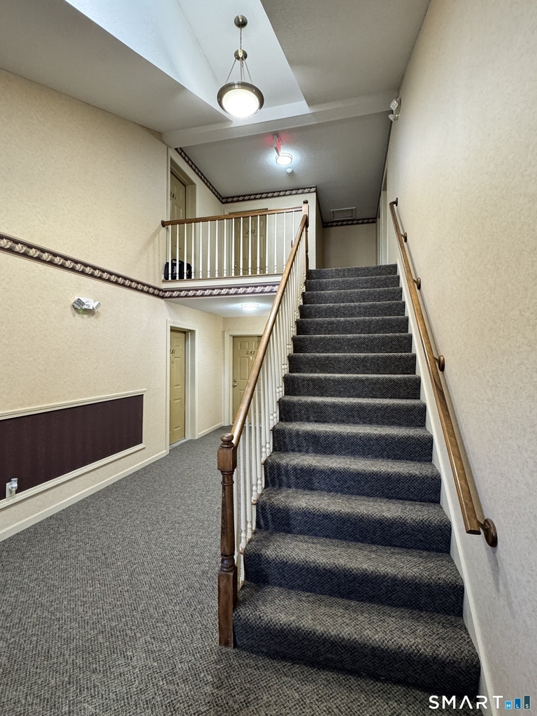 2 Concorde Way - Photo 12