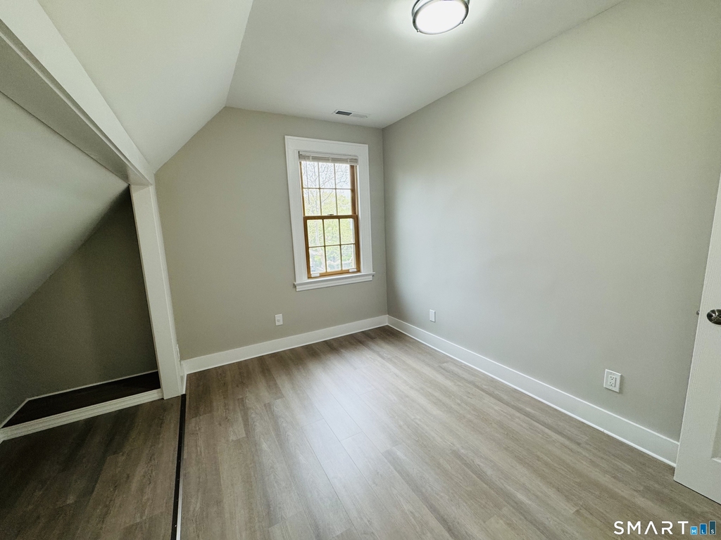 52 Howard Avenue - Photo 9