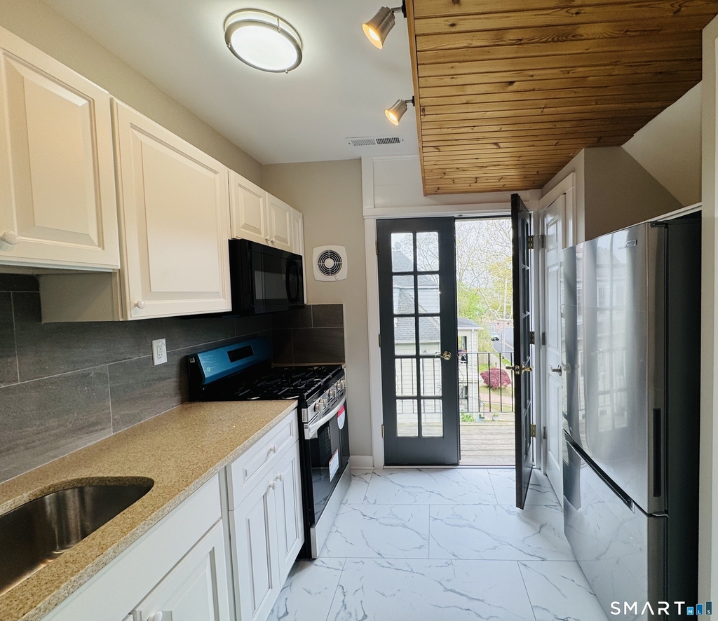 52 Howard Avenue - Photo 14