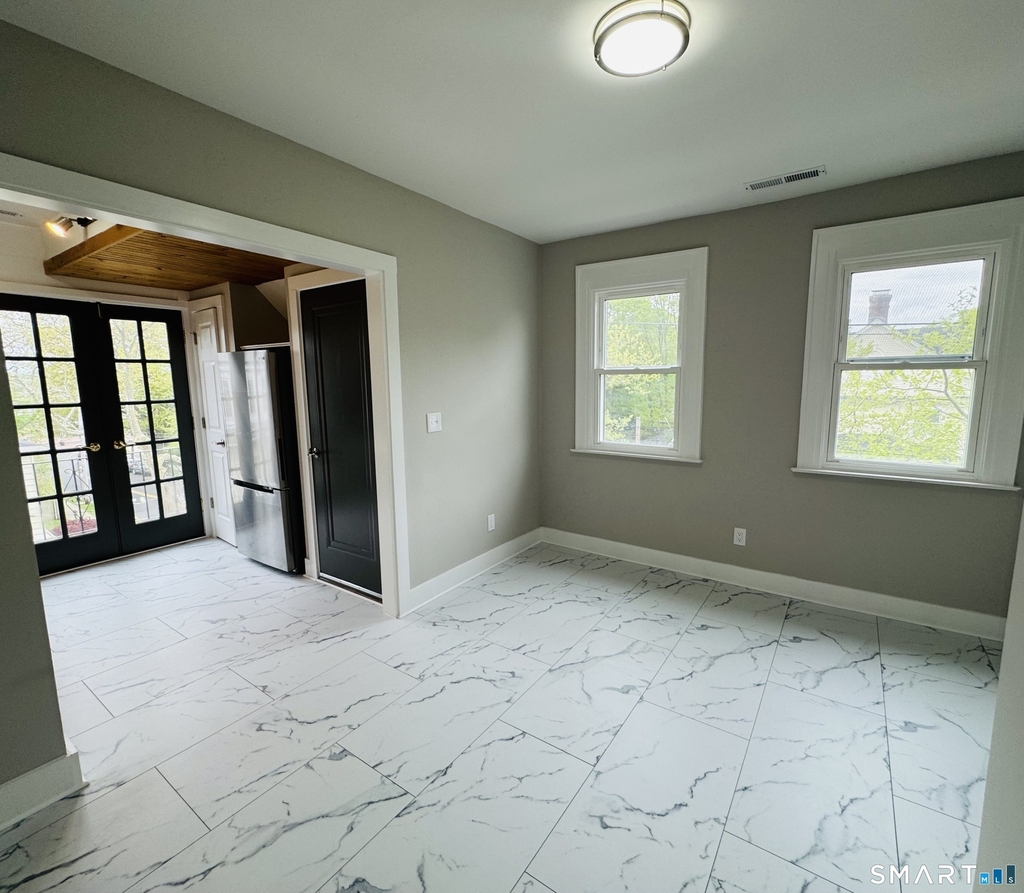 52 Howard Avenue - Photo 11