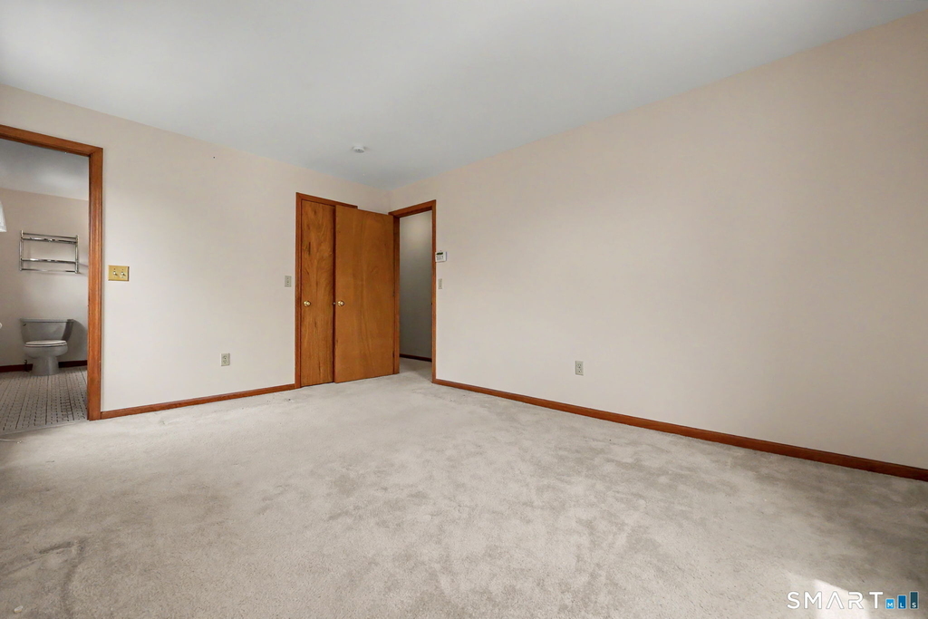 275 York Street - Photo 15